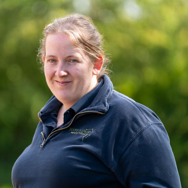 Jo Marshall - Bourton Vale Equine Clinic - Portraits (Web) 2026.06